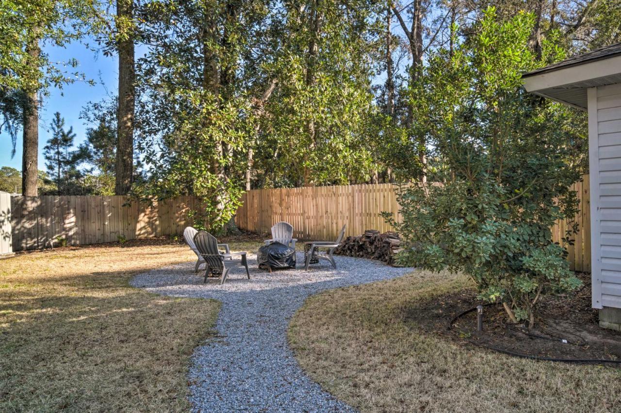 Charming With Fire Pit And Yard! Port Royal